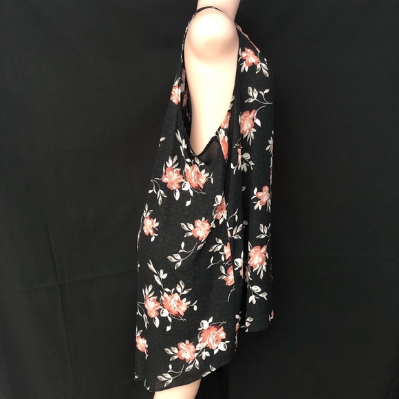 Torrid drop tail Blouse woman’s size 3x 3 shirt - Picture 4 of 10